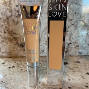 Becca Skin Love Weightless Blur Foundation - BUFF